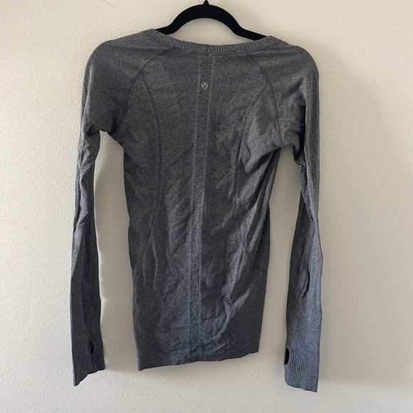 Lululemon Swiftly-Tech Long Sleeve Shirt - Picture 2 of 2